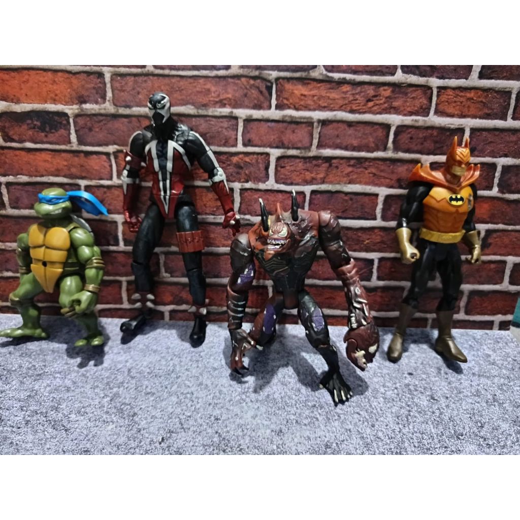 Action Figure Dc Batman Marvel Venom Carnage Spawn Kura-Kura Ninja full artikulasi