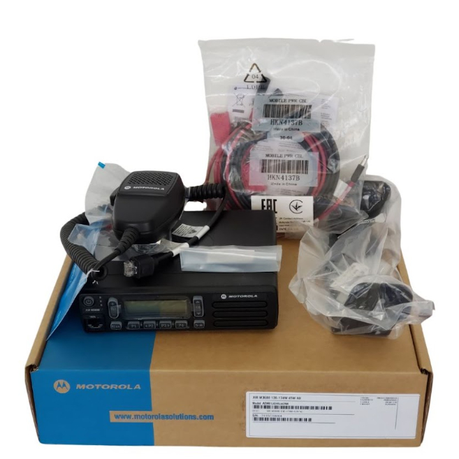 RADIO RIG MOTOROLA XIR SET