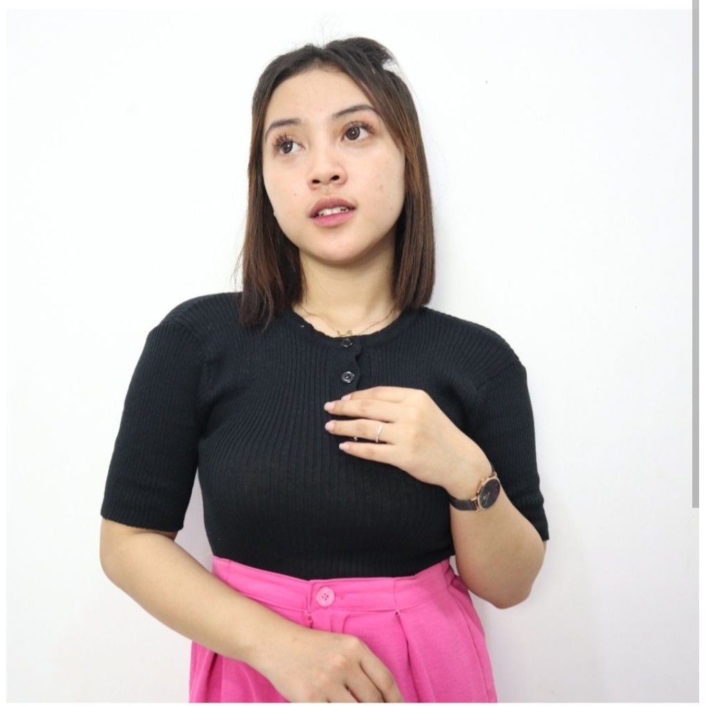 atasan rajut wanita lengan pendek kancing depan