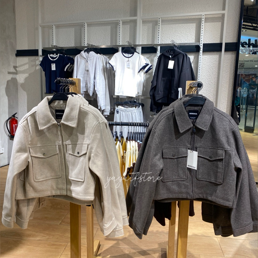 Jacket Bershka Wanita