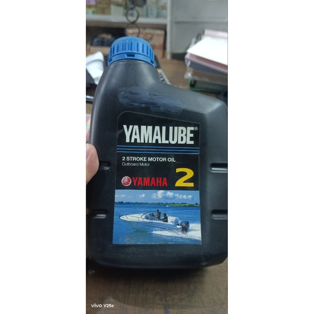 Oli yamalube 2 tak 1 liter mesin tempel yamaha outboard