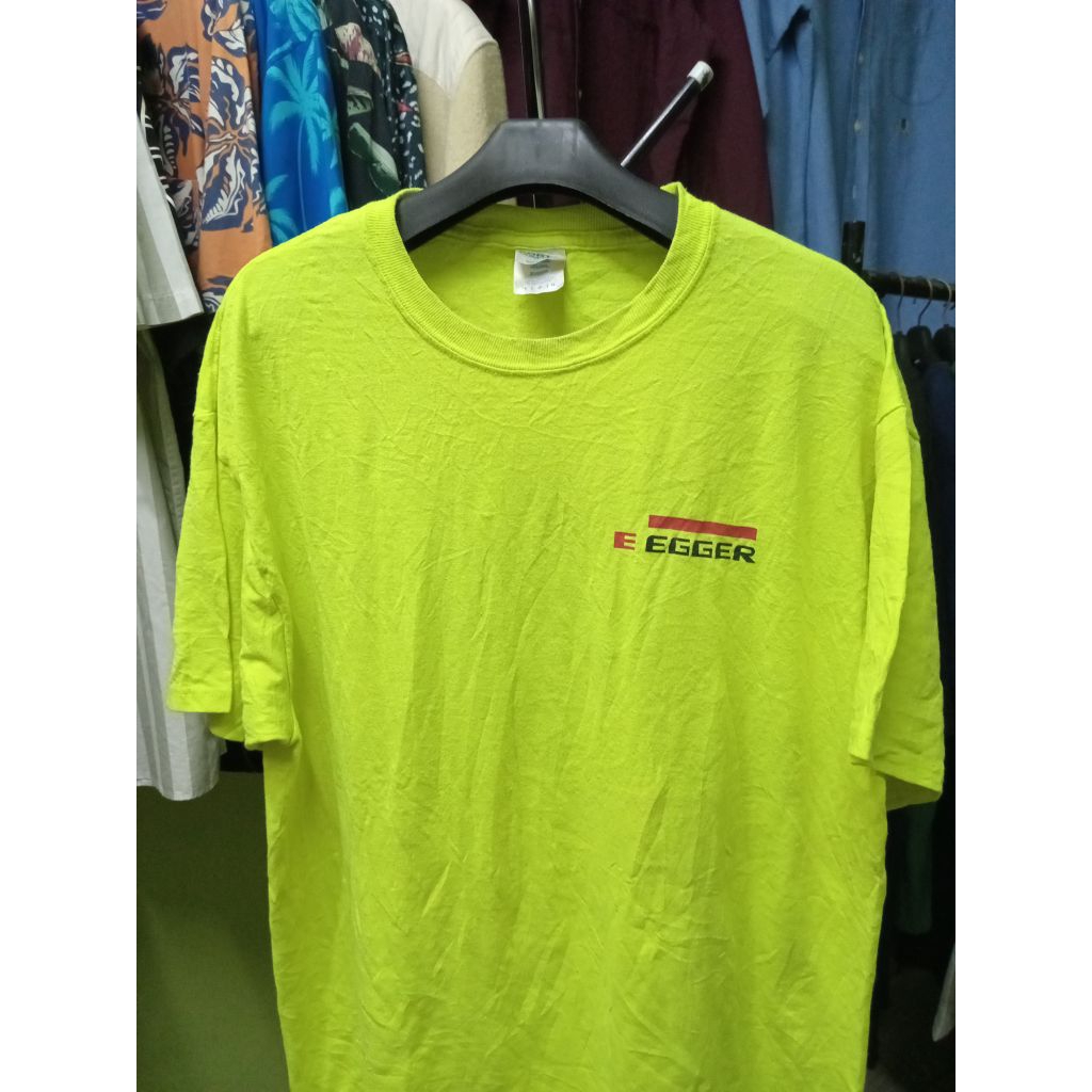 Kaos pria tangan pendek hijau stabilo