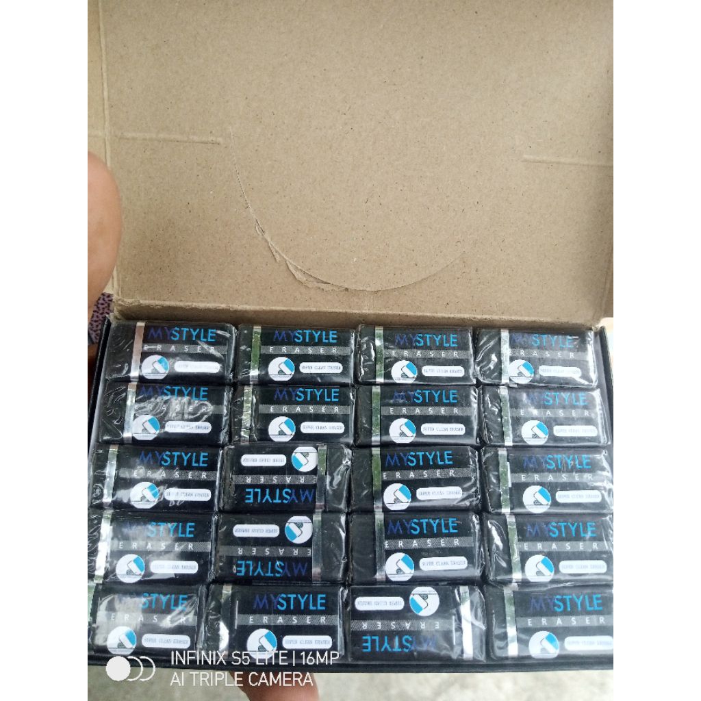 

Penghapus mini Isi 40