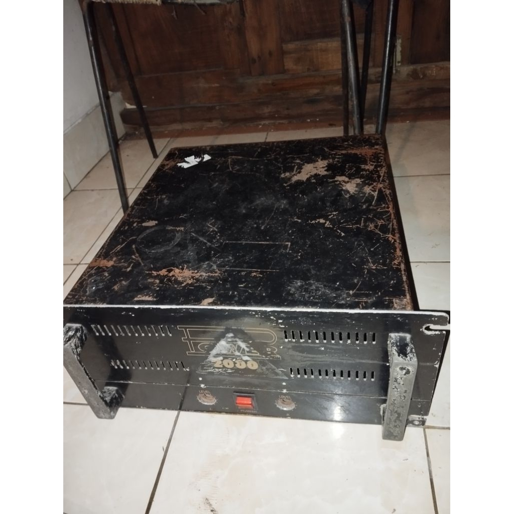 box besi power amplifier tebal  power 2000