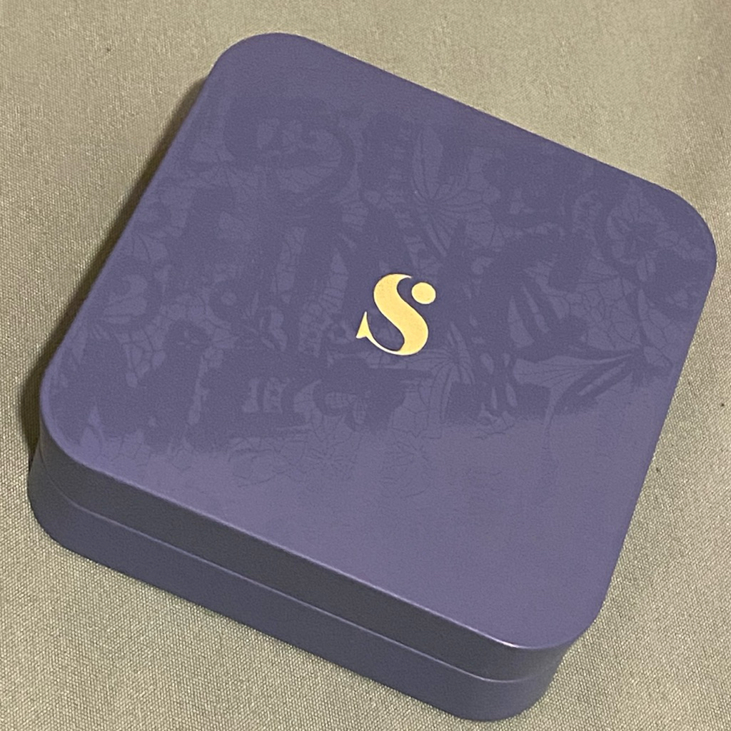 PRELOVED CUSHION SOMETHINC