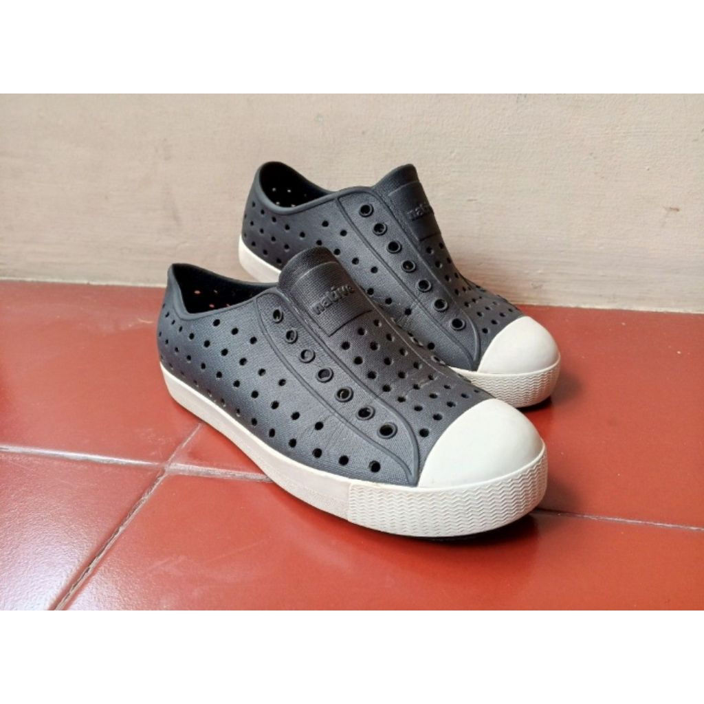 sepatu anak native original second