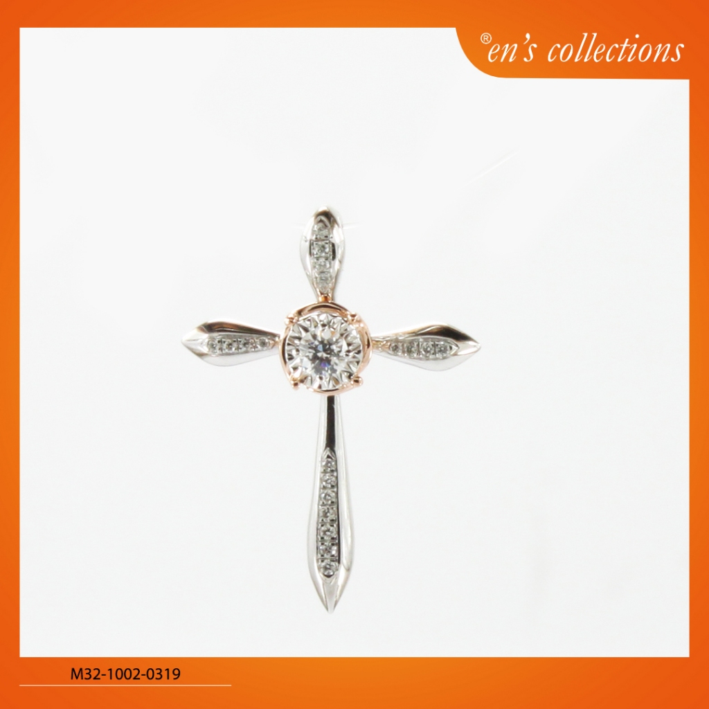 Liontin Salib Berlian