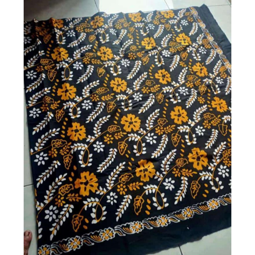 Batik Tulis Asli Salem Brebesan Motif Daun Saga