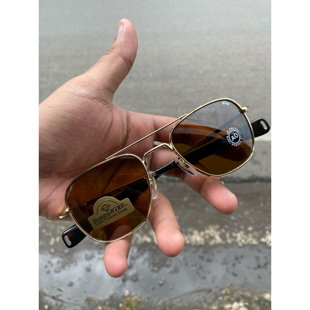Kacamata Pria AO UV protection Diamond hard ( Scratch Protection )