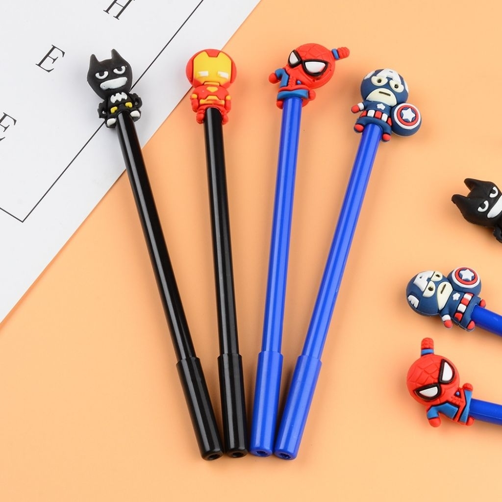 

~itsi_store~Pulpen Karakter SuperHero Pen Cute Student Pena Gel Karakter lucu Alat Tulis Karakter Superhero 3D