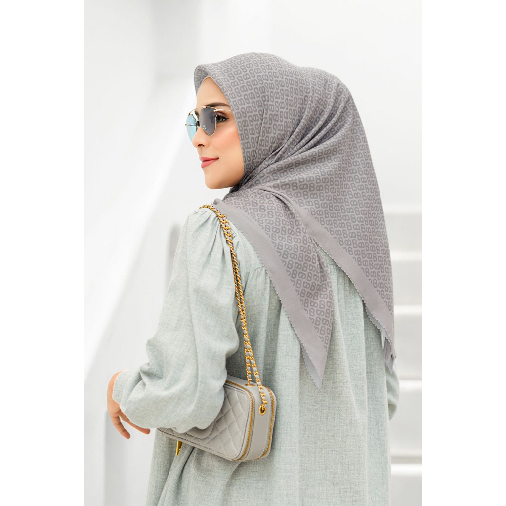 AS IS Tapis square Buttonscarves Fossil