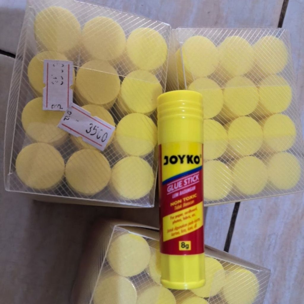 

Lem Stick Joyko 8g (1pcs)