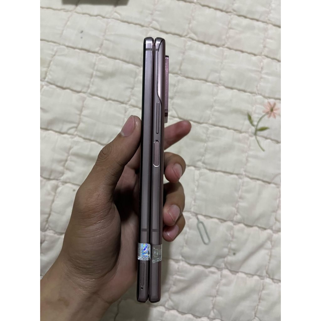 samsung z fold 2 ram 12 storage 256gb fullset.