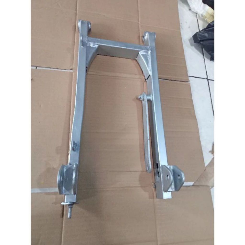 swing arm sasis Suzuki smash new PNP Shogun 125 original copotan