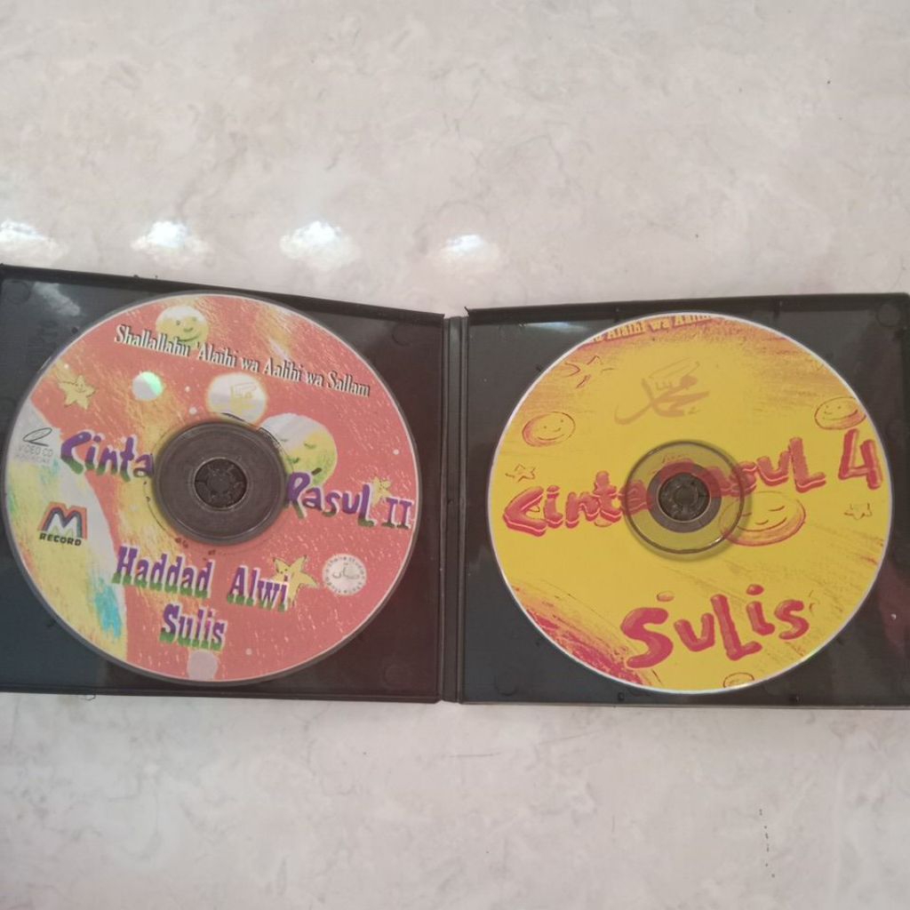 Sepaket VCD Cinta Rasul Volume 2 dan 4 Tanpa Sampul bonus kotak