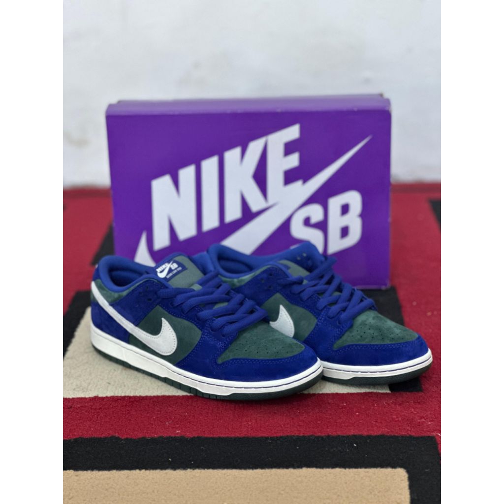 NIKE SB DUNK LOW DEEP ROYAL BLUE