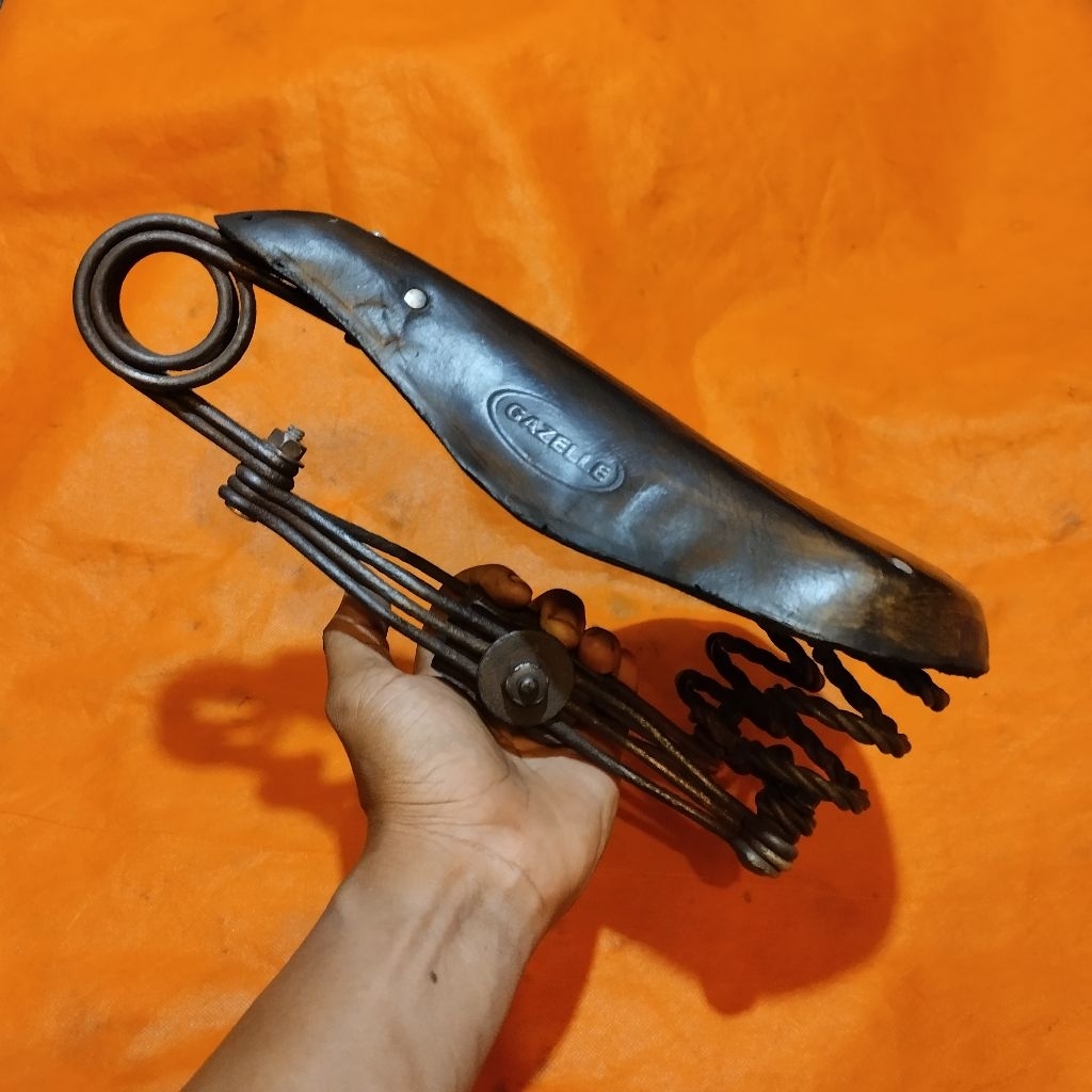 Sadel sepeda onthel heren / gents besar gagah klasik dan nyaman