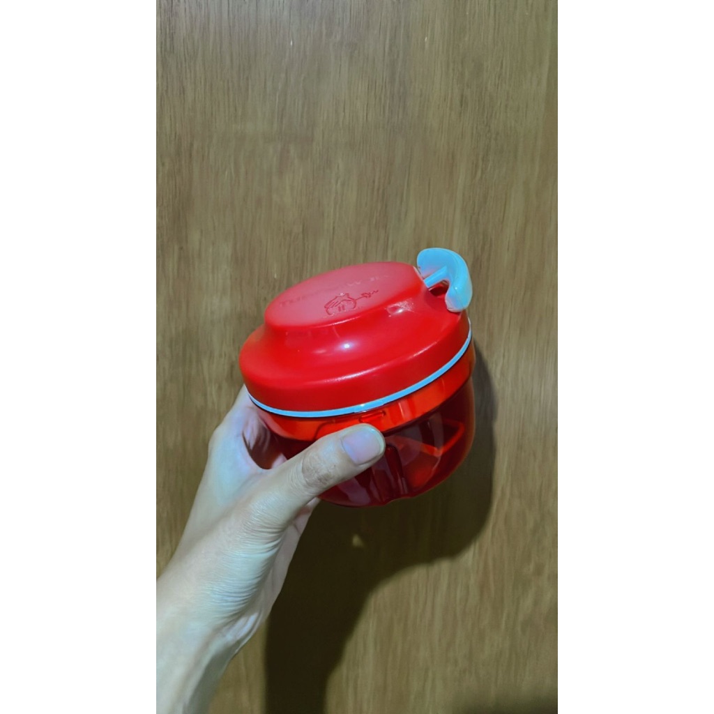 TUPPERWARE - Turbo Chopper / Hand Chopper Kapasitas 300 ml Warna Merah Tipe 6761A-1 (asli/ori)