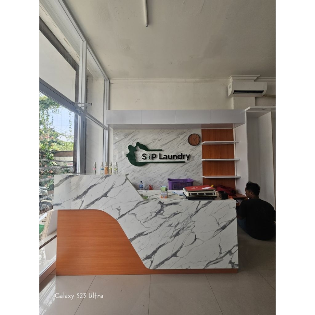 Paket meja resepsionis meja kasir meja kerja meja laundry backdrop tv backdrop panel minimalis moder