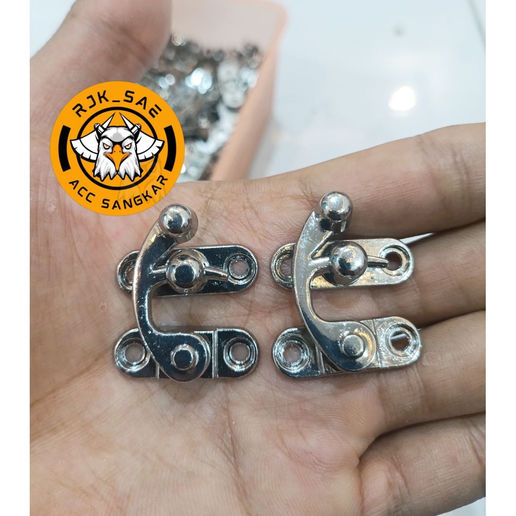 kunci laci/slorokan sangkar/pintu sangkar bahan  besi cor