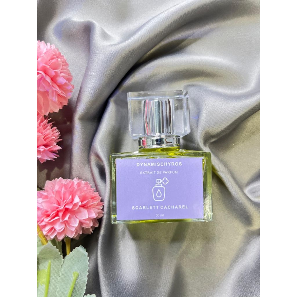 Dynamischyros_Perfume Scarlett Cacharel 30ml Extrait de perfume