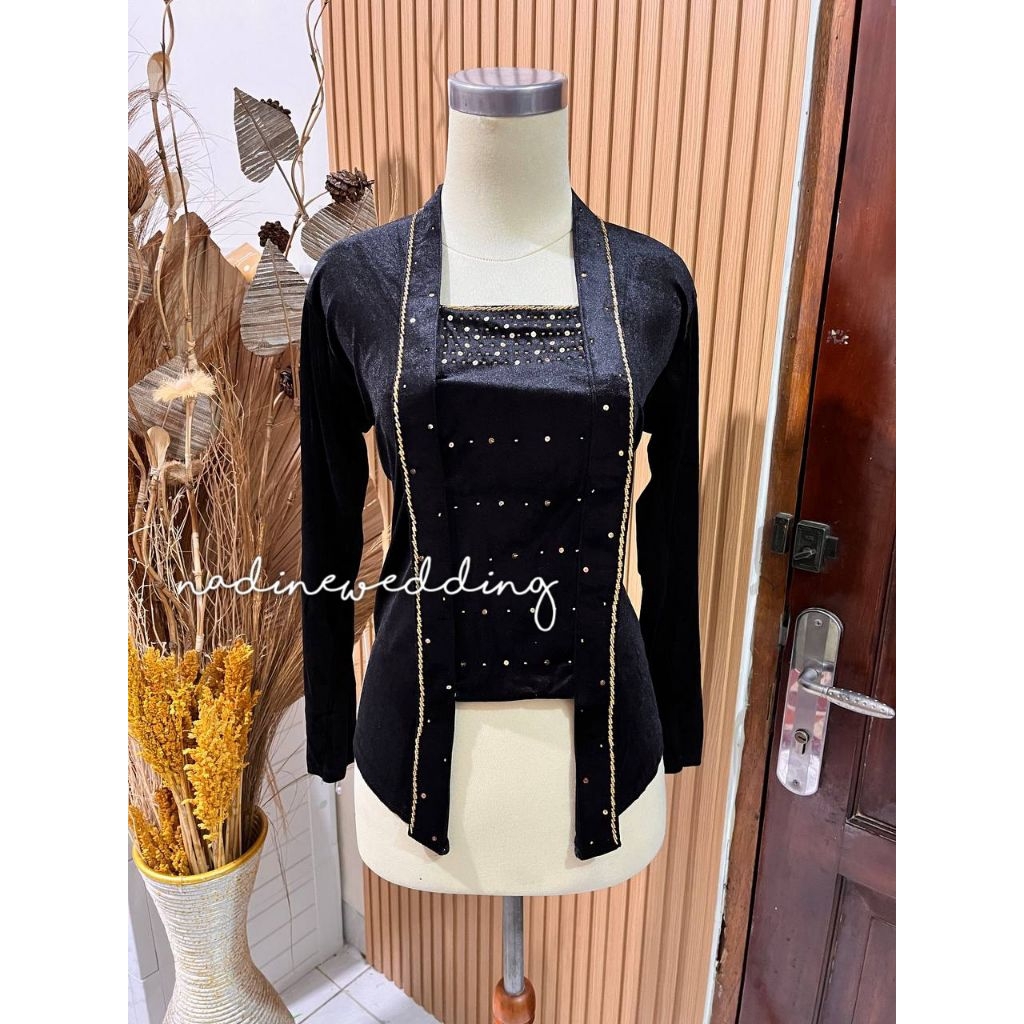 Atasan, Gayatri • Kebaya Bludru Payet, Kutubaru - Kebaya Jawa Modern / Kebaya Prewed