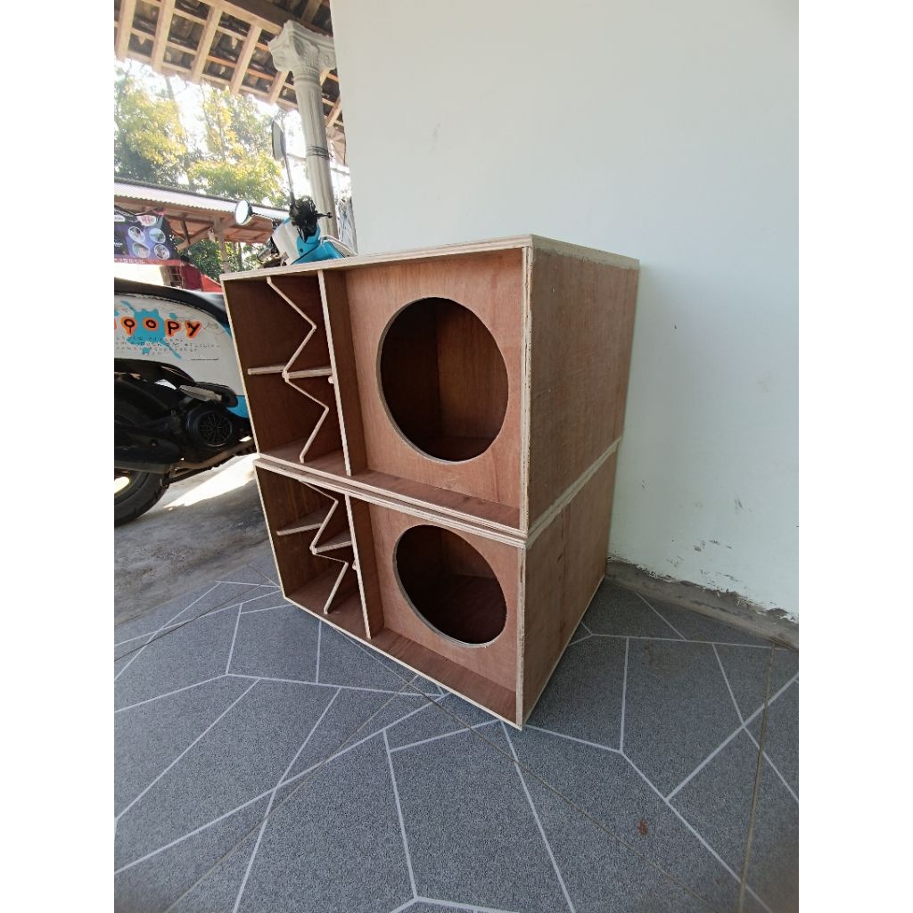 box cbs 12inc mentahan