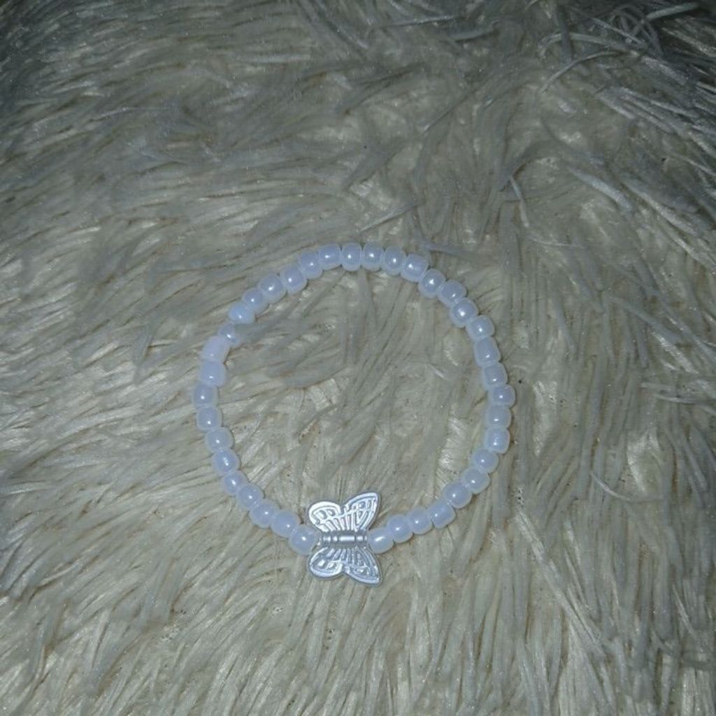 White Butterfly Beads Bracelet