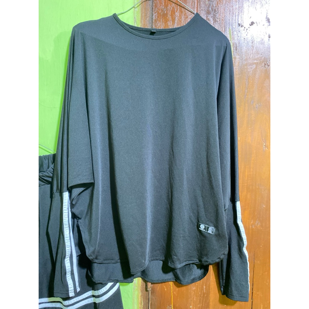 PL set olahraga wanita