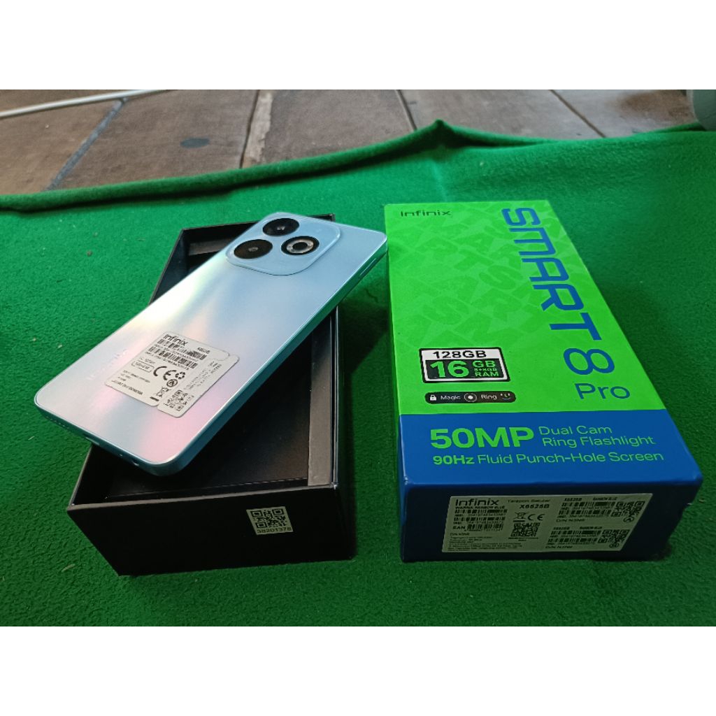 Infinix smart 8 pro ram 8gb internal 256gb barang bekas ya normal siap pake