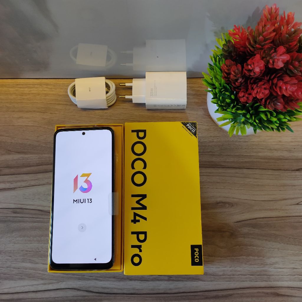 XIAOMI POCO M4 PRO 8/256 GARANSI RESMI SECOND