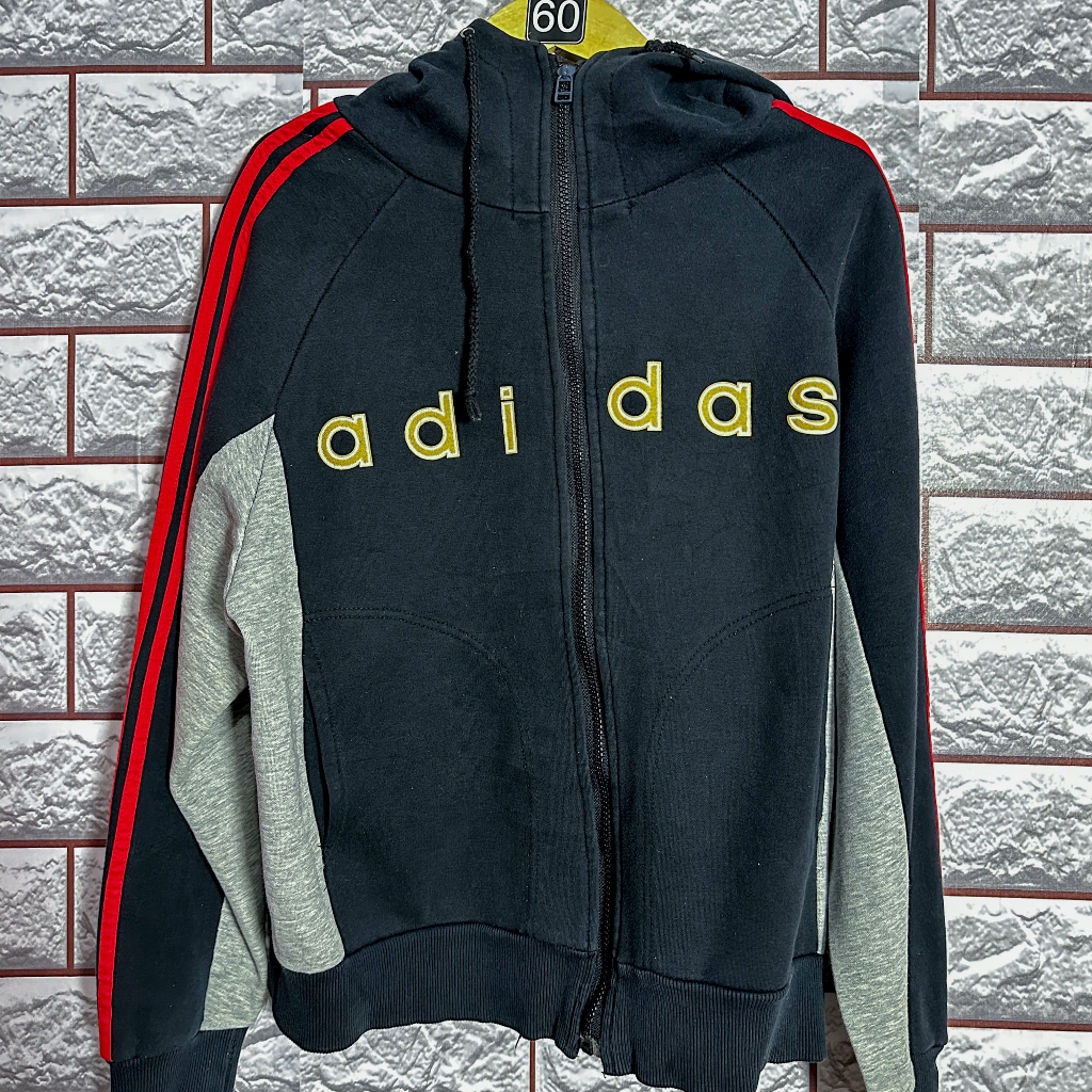 Adidas Hitam List Merah - Vintage Big Logo Back (Hoodie)