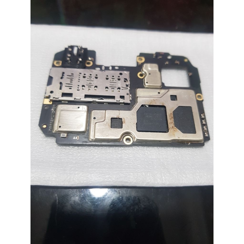 mesin redmi 13c dan kamera depan belakang  baca deskripsi