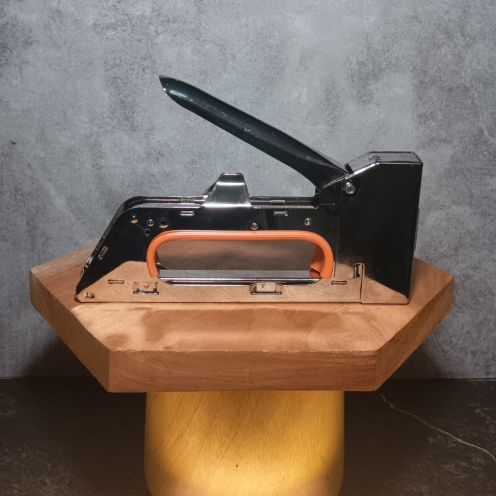 

Gun Tacker / Staples Tembak Freed – Alat Tembak Staples Praktis & Kuat