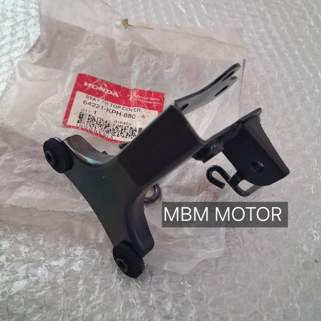 BRAKET BRACKET DUDUKAN COVER PANEL DADA DASI DEPAN HONDA KHARISMA KARISMA CAKRAM ORI AHM 64221-KPH-8