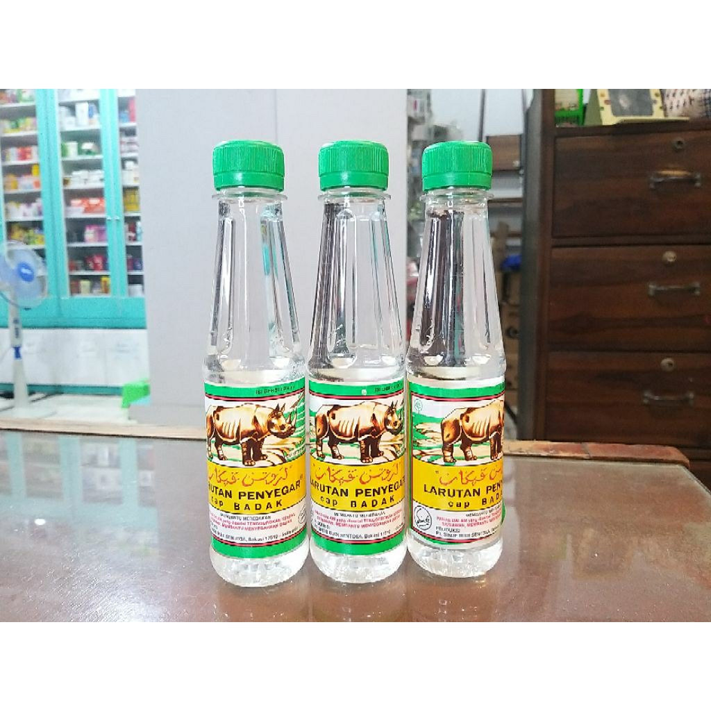 

LARUTAN BOTOL CAP BADAK 200 ML