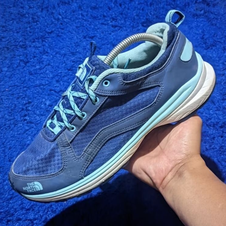 SEPATU OUTDOOR SECOND GUNUNG TENONEFF