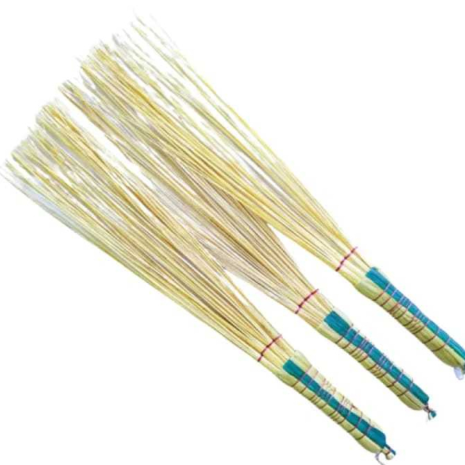 Sapu Penebah/Sapu lidi cantik/dari rotan/Sapu Penebah Kasur