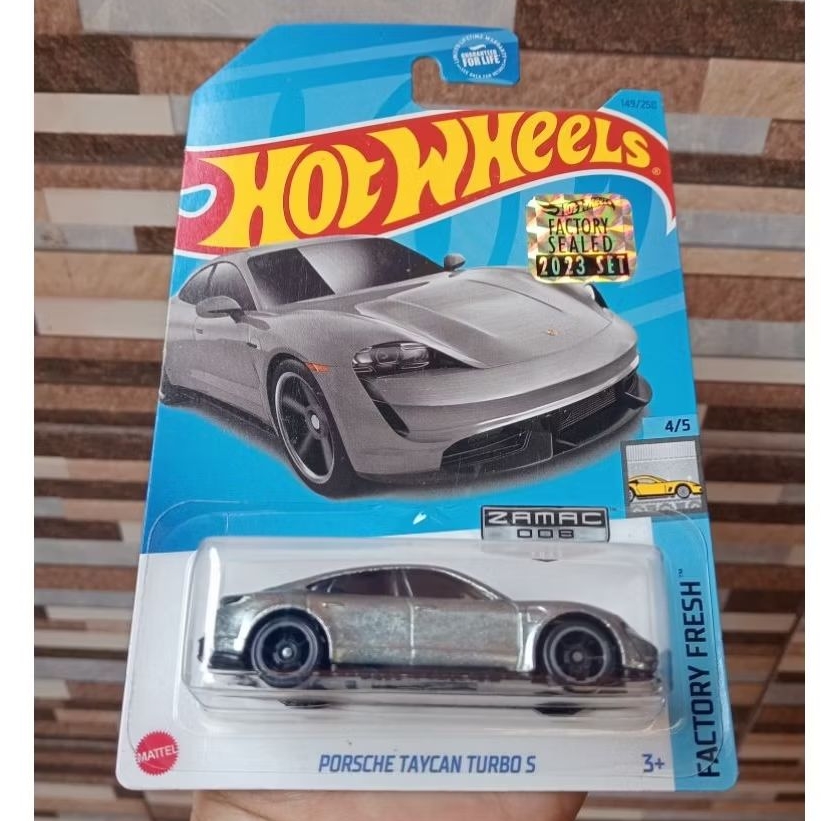 Hot Wheels Porsche Panamera Turbo S Zamac Factory Sealed 2023