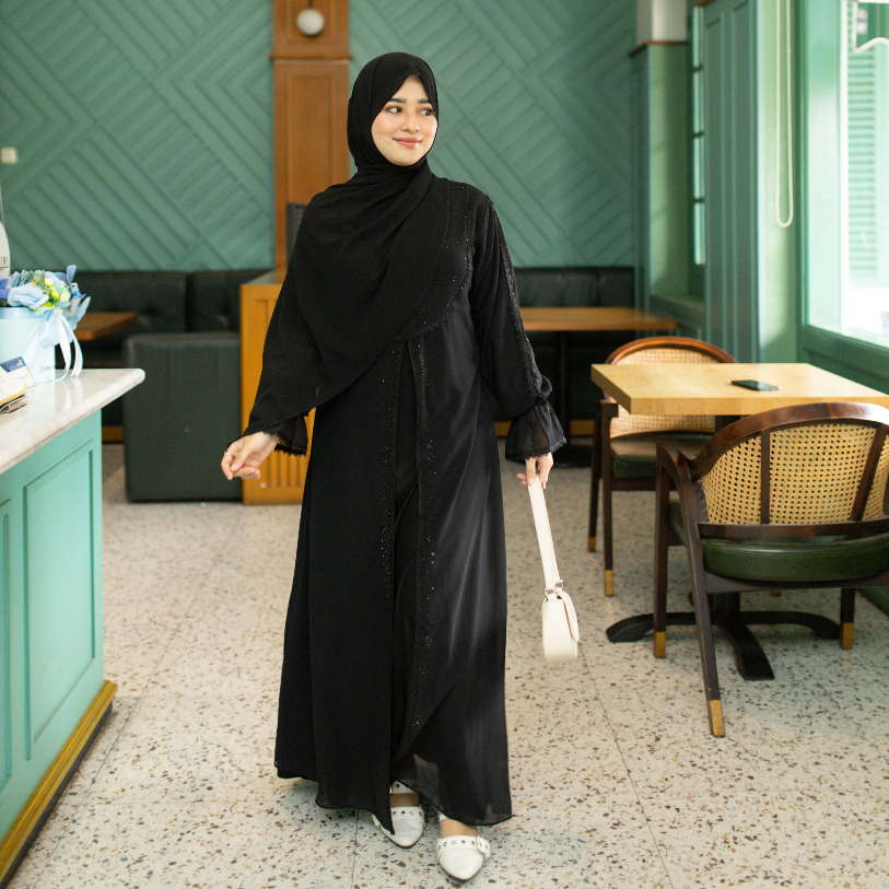 Yasmin Abaya Turki Hitam Mewah Payet – Bahan Jersey Premium & Ceruty Flowly
