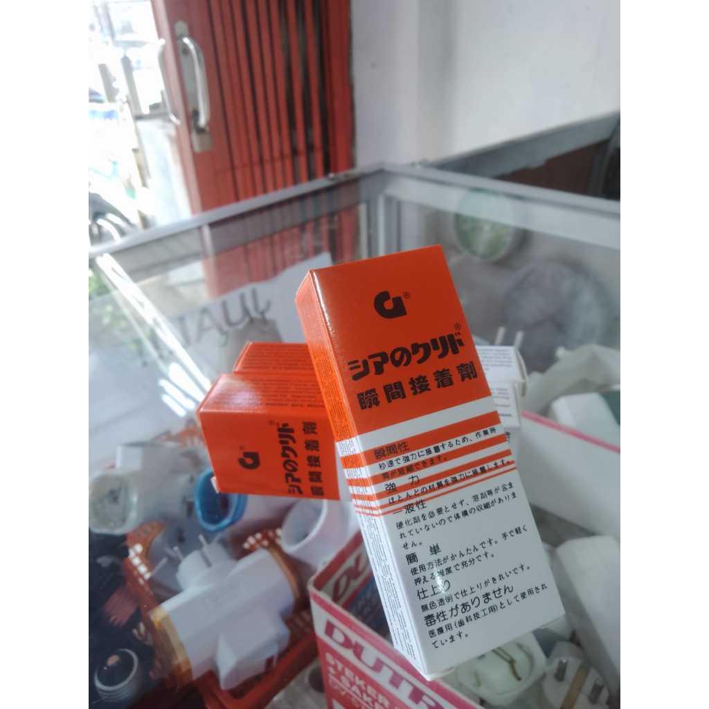 

Lem Cair G Korea Super Instant Glue Logam Asli 100 % Garansi Orlee