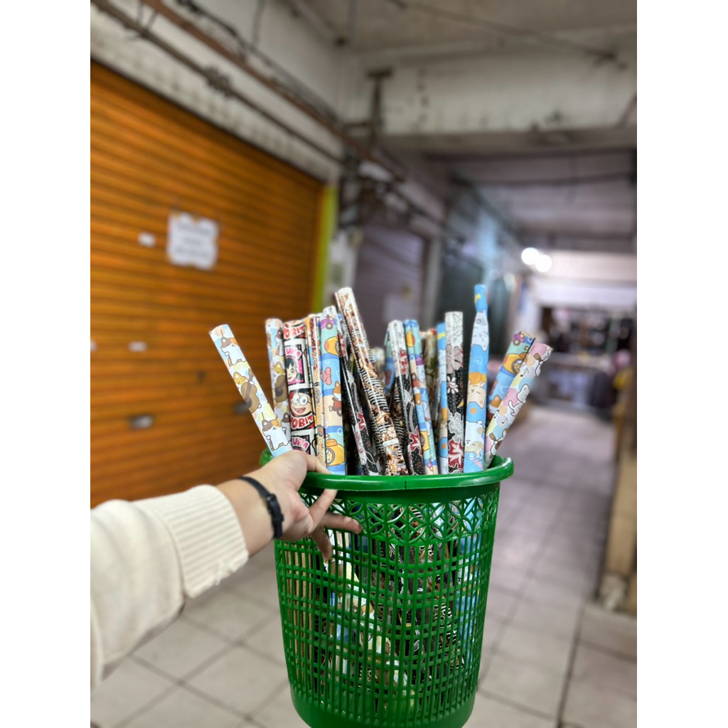 

kertas kado motif random