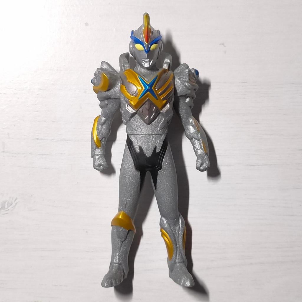 BANDAI ULTRAMAN EXCEED X SPARK DOLL ULTRA HERO X FIGURE VINYL 14 CM UHS ORIGINAL Tinggi 14 cm Figure