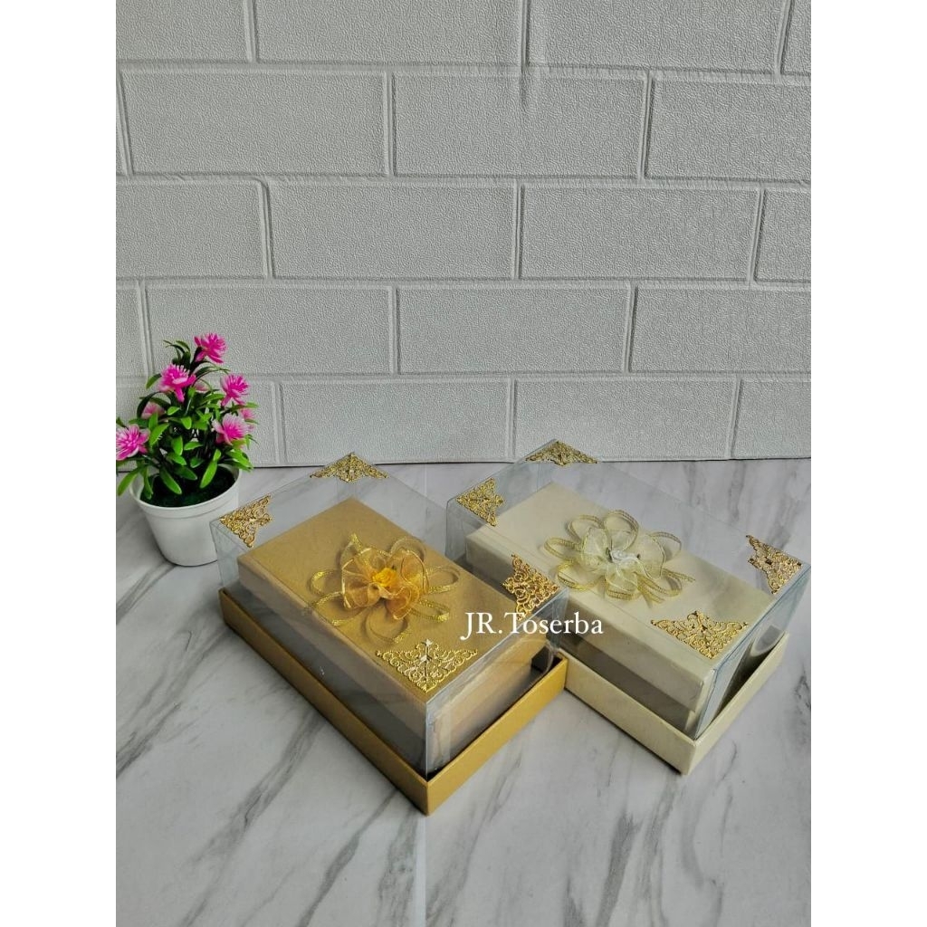 

Box seserahan kotak uang hampers / kotak cincin perhiasan