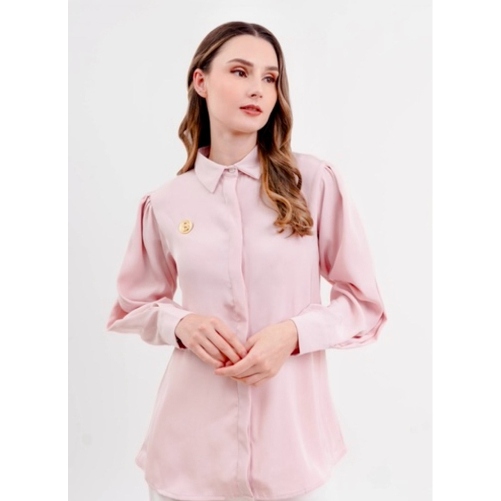 Preloved Benang Jarum Buttonscarves Carissa shirt