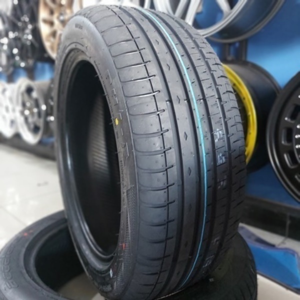 Ban Accelera PHI R 225/55 R17 | Ban Mobil Standar Innova Ring 17