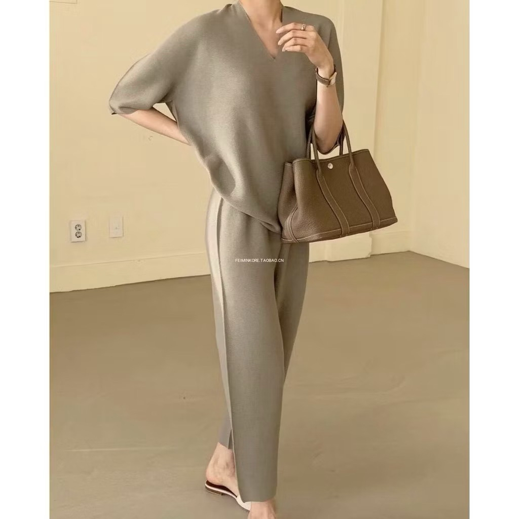 Preloved One set Knit