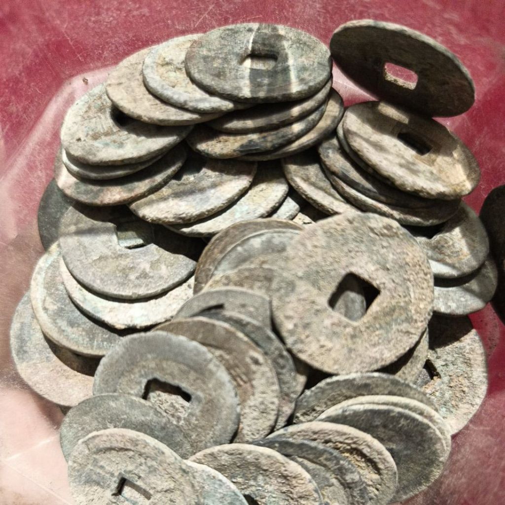 Uang Koin Gobog Kuno Temuan Sungai Musi Piss Bolong Acak