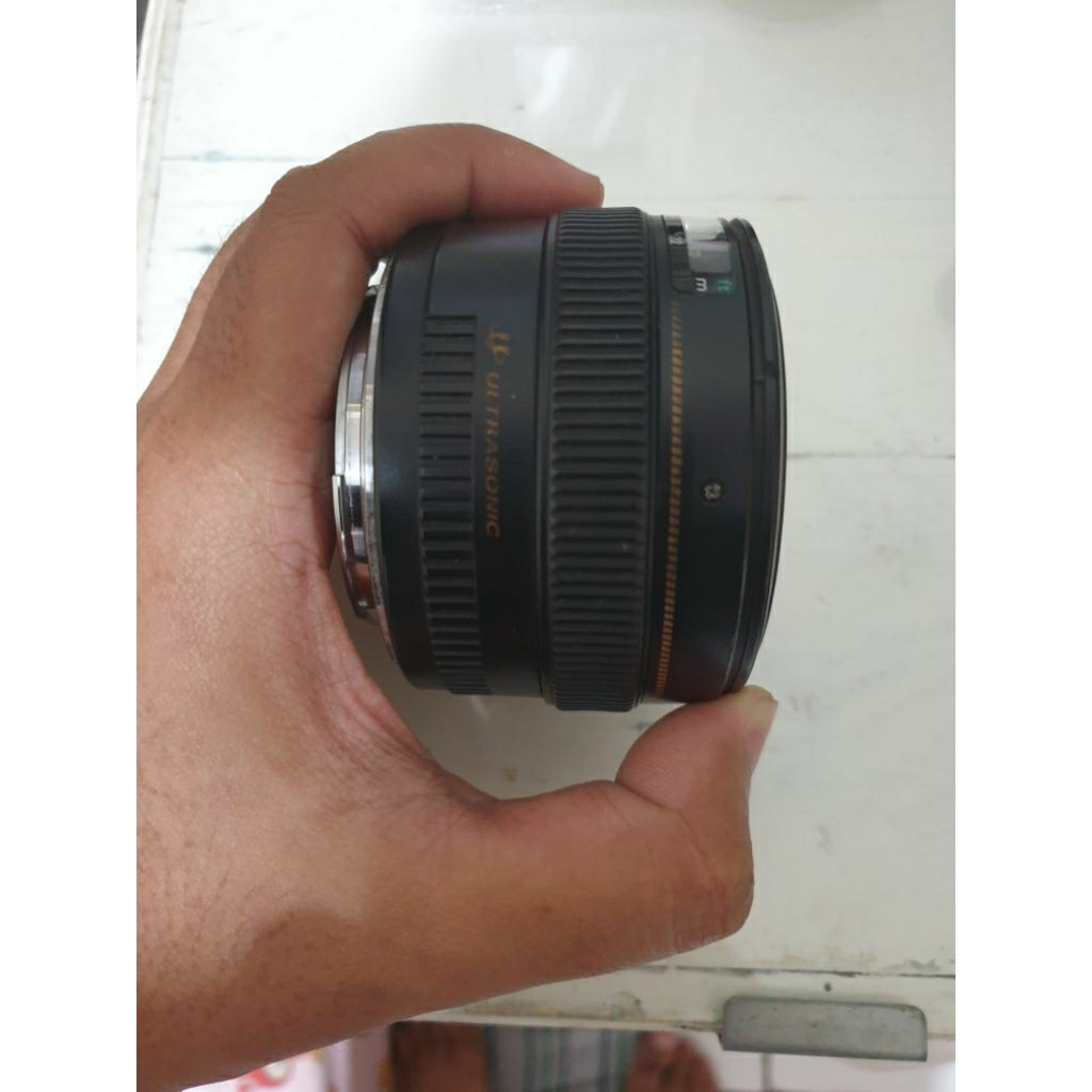 lensa canon 50mm f1.4