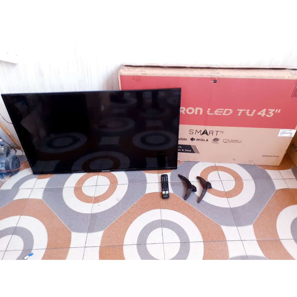 TV SMART POLYTRON 43IN DIGITAL TV FULL HD YOUTUBE MULUS